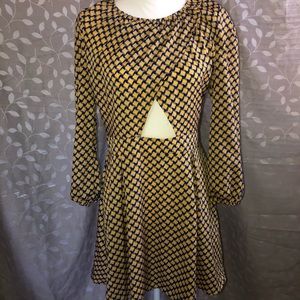 PRETTY LITTLE THING dress